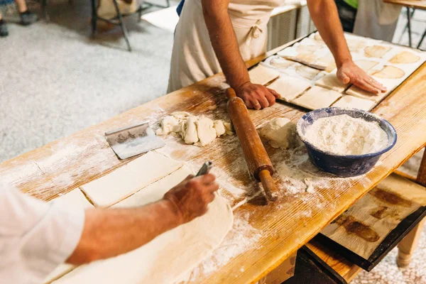 Baker Kneading Dough Prepare Traditional Bread Rustic Table Bakery Bakery — Stock Photo, Image