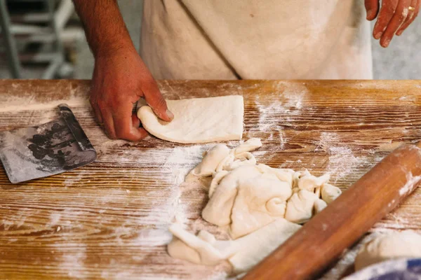 Baker Kneading Dough Prepare Traditional Bread Rustic Table Bakery Bakery — Stock Photo, Image