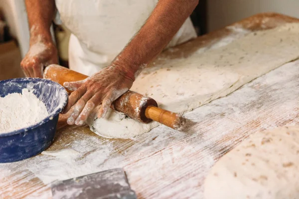 Male Baker Prepares Bread Baker Kneading Dough Flour Making Bread — Stock Photo, Image