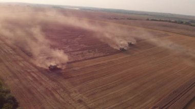 Hava çekimi: günbatımında hasat sütü çok azdır..