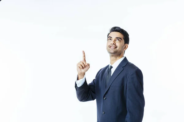 Retrato Hombre Guapo Traje Negocios Corbata Apuntando Mirando Hacia Arriba — Foto de Stock