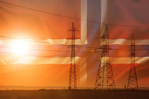 Hochspannungsfreileitung Energiesäulen Bei Sonnenuntergang Morgengrauen Hochspannung Flagge Von Island — Stockfoto
