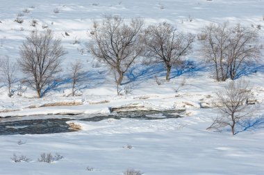  Bahar rüşvet nehir Buzları kırar