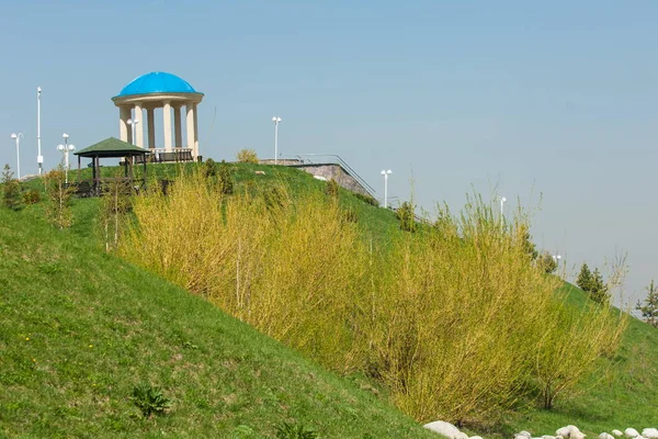 Kazakhstan Early Spring Park First President Country Central Park Sunny — Stock Photo, Image