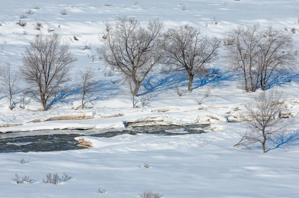 Bahar rüşvet nehir Buzları kırar