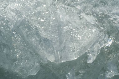 doku. buz. Donmuş buz Nehri üzerinde.