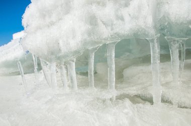 doku. buz. Donmuş buz Nehri üzerinde.