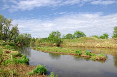 Bahar Nehri,, ağaç bahar güneş büyür..