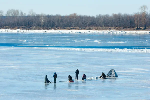 Pescadores Río Pescadores Hielo Desgarrados Río Con Los Últimos Pescadores — Foto de Stock