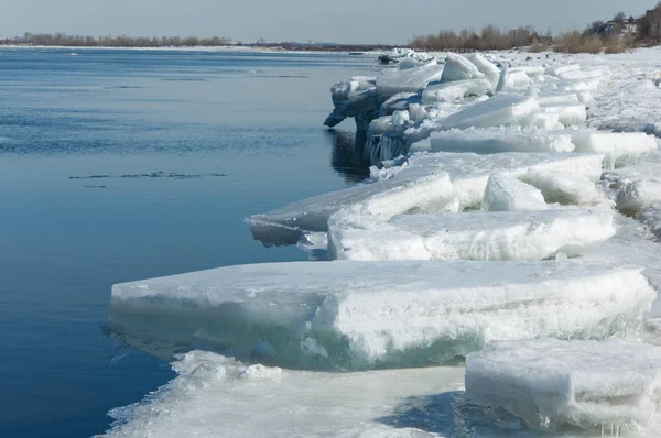 Inundación Primaveral Agua Helada Manantial Temprano Río Rusia Río Tartaristán — Foto de Stock