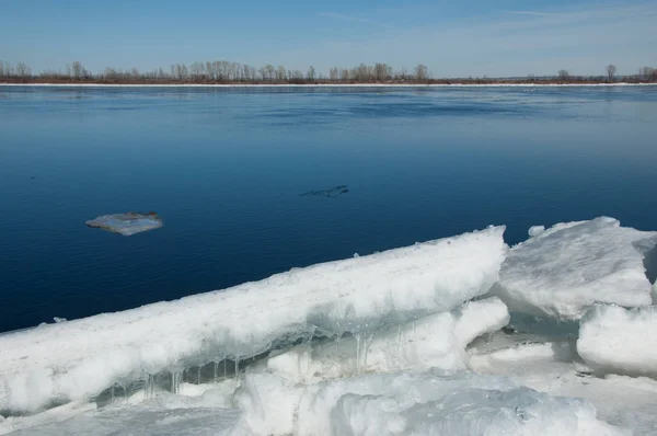 Навесні Повені Вода Льодом Раннього Весна Річці Росія Татарстані Ками — стокове фото