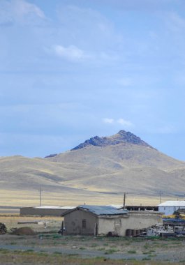Sonbahar manzara, bozkır Dağları ile. çayır, veld, veldt. otlak, açık, ekilmemiş ülke veya otlak geniş bir açık alan