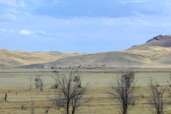 Jesienny Krajobraz Stepowy Góry Prairie Veld Równina Dużą Otwartą Przestrzeń — Zdjęcie stockowe
