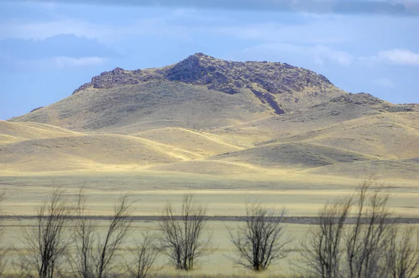 Paisagem Outono Estepe Com Montanhas Pradaria Veld Veldt Uma Grande — Fotografia de Stock