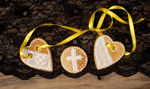 Paskalya kurabiyeleri. Bisküvi, çerez, fal kurabiyesi, tereyağlı kurabiye