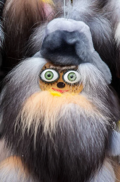 Çocuk oyuncakları ile hayvan kürk yapılan