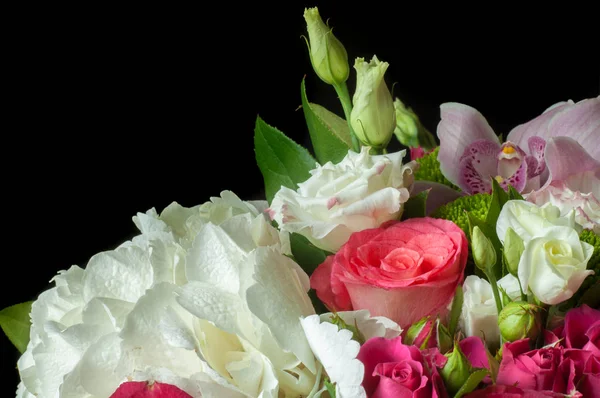 B Güzel buket çiçek büyük düğün töreni için hazır. 