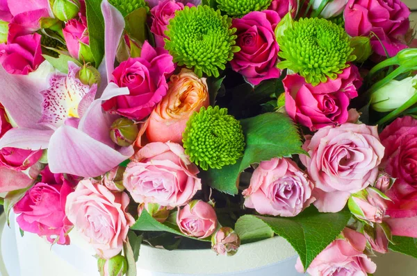 B Güzel buket çiçek büyük düğün töreni için hazır. 