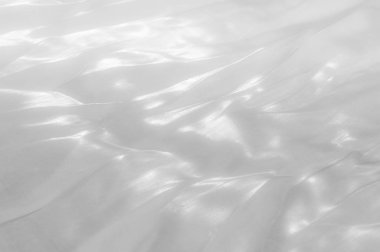 kumaş, arka plan doku. İpek siyah ve beyaz. Bazı drama görünümünüzü bu siyah ve beyaz şeker çizgili ipek Charmeuse de ekleyin. Bu charmeuse olduğu gibi kalın olarak! 