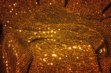 Doku, arka plan, desen, ile kumaş. Hiçbir şey bir Parlatıcı gibi kalabalıkta öne yardımcı olur! Biz muhteşem bir kumaş ile gökkuşağı parıldıyor bir kafes net üzerinde mevcut.