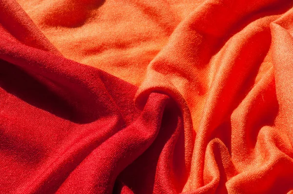 Doku, arka plan, desen. Kırmızı yün kadın eşarp