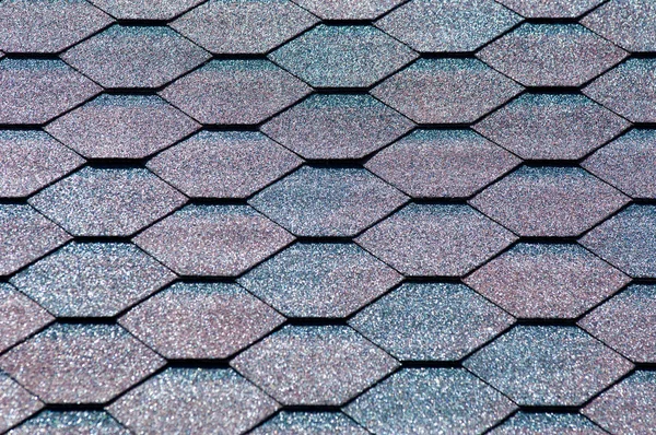 沥青瓦是一种用沥青防水的墙体或屋面瓦 它们是北美最常用的屋面盖之一 — 图库照片
