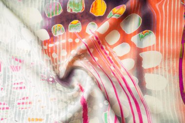 Doku arka plan görüntüsü, soyut desenli ipek kumaş. Renkli ipek kumaş yakın çekim. Filtre uygulanmış tonlu görüntü instagram tarzı. Fotoğraf ipek kumaş. Tekstil tasarımı. Kumaş boyama, boyama batik ipek