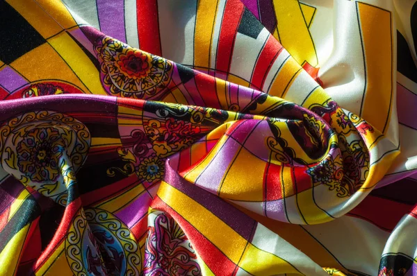 Doku, arka plan, desen. Kumaş ipek soyut desen. Varolan düşüncesinde ya da bir fikir olarak. Yün, pamuk veya benzer fiber yapılmış dokuma veya keçe kumaş.