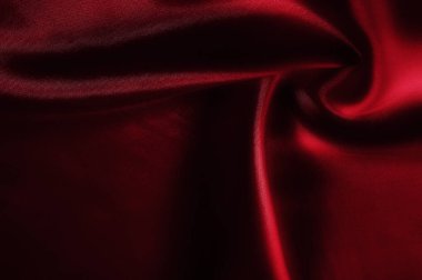 doku, desen. kumaş kırmızı ipek. Kırmızı ve kızartma bak. Lüks ipek ile yapılmış, top glitter hissetmek gerekir!