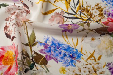 Doku, arka plan, desen. İpek kumaş. Doku pembe ve sarı çiçekler suluboya tekniği ile. Gül, papatya ve Mimoza ile duvar kağıtları. Tebrik kartı. İpek eşarp, şal. Tatil.