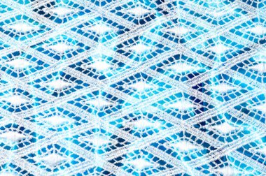 Doku arka plan deseni. Dantelli beyaz kumaş. Beyaz bir arka plan üzerinde el dantel. Beyaz Guipure, siyah bir arka plan üzerinde izole bir gelinlik için kumaş üzerine nakış