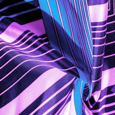 Doku, arka plan, mavi çizgili desenli ipek kumaş. Th