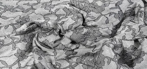 Texture, fond, motif. Tissu blanc soie avec motif dentelle — Photo