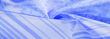 Doku, desen, beyaz bir arka plan üzerinde mavi ipek kumaş, çiçek