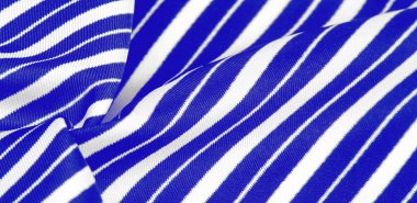 ipek çizgili kumaş. mavi beyaz çizgili. Bu güzel, süper s