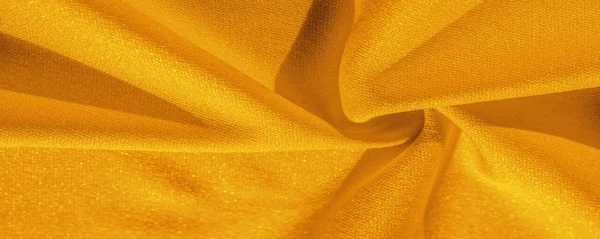 Textura, fondo, tela de seda, pañuelo de mujer amarilla; D — Foto de Stock