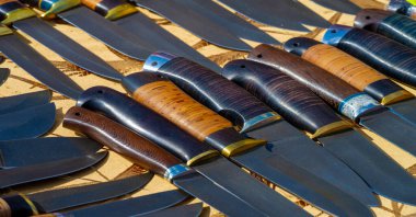 Doku, arka plan, desen. Halk sanatı, yüksek sıcaklıkta kil ateşleme işlemiyle elde edilen seramik damarlar