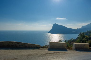 Kırım Yarımadası 'nın sonbahar fotoğrafları, Eski Otoyol, Eski Yol' un cazibesi,