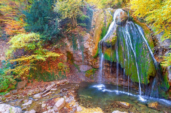 Fotos Península Crimeia Outono Cachoeira Jur Jur Marco Nas Proximidades — Fotografia de Stock