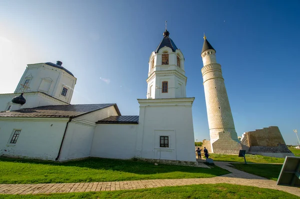 Kyrkan Antagandet Den Välsignade Jungfru Maria Ligger Närheten Muslimska Religiösa — Stockfoto