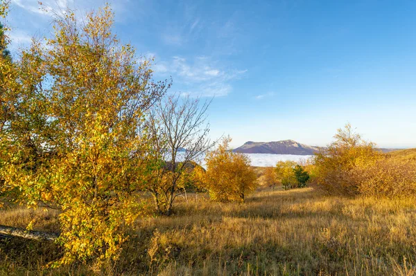 Fotos Otoñales Península Crimea Alto Las Montañas Sobre Las Nubes — Foto de Stock