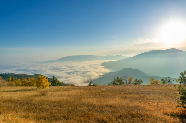 Fotos Otoñales Península Crimea Niebla Del Monte Demerdzhi Evaporación Del — Foto de Stock