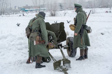 Kış manzarası, faşist işgalciler Naberezhnye Chelny Tatarstan Rusya ile Büyük Vatanseverlik Savaşı 'nın askeri operasyonlarının yeniden yapılandırılması. 16, 02, 2020