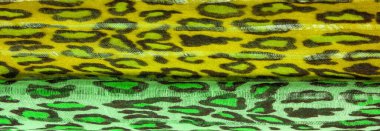 Doku, arkaplan, desen, ipek kumaş yeşil, leopar desenli. Hafif leopar desenli ipek tasarımınız için mükemmel, şık görünüyor ve kaba değil.!