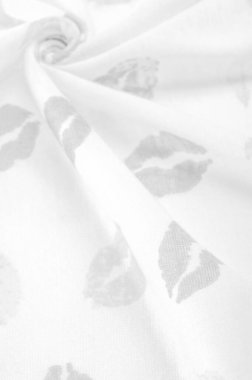 Doku, arkaplan, zemin bağlam, sevgi, folyo alan, dudak izi olan siyah beyaz ipek kumaş.