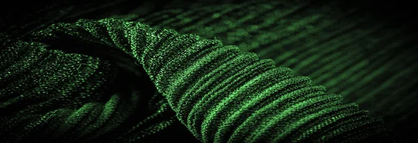 Textur, Hintergrund, Muster, Crepe tief grün, ist ein Stoff aus Seide, Wolle oder synthetischen Fasern mit einem deutlich klaren, gekräuselten Aussehen. Crepe wird historisch auch crpe oder knusprig genannt. — Stockbild Textur Hintergrund Muster Crepe Tief Grün Ist Ein Stoff Aus — Stockfoto