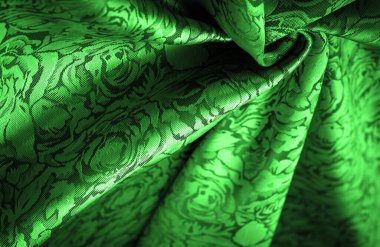 rahatlama deseni, birleşik tekstil, çiçek desenli yeşil ipek kumaş, alışılmadık hoş görsel duyular: kayganlık, serinlik, yumuşaklık; güzel görünüş, eşsiz parlaklık;