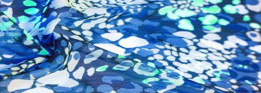 Desenli tasarım, ipek kumaş, kadın eşarbı, beyaz kırmızı-kahverengi soyut daireler, projeniz başarılı olacak, eğer bu kumaşı kaldırırsanız, silinmez etkiler bırakacak.