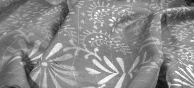 Arkaplanının dokusu, tıklamalı siyah çok yumuşak, çok amaçlı. Tasarım, projelerin ve daha fazlası için mükemmel. Bu gerçek bir anlaşma, bu fotoğrafla mutlu olacaksın..