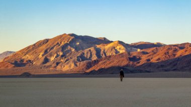 günbatımı ulusal parkta Ölüm Vadisi manzara